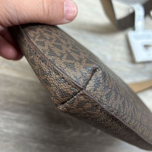 0327 NWT Michael Kors jet set brown belt waist bag L/XL - Picture 7 of 7